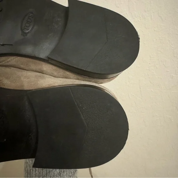 TOD’S Suede Peat Desert Ankle Boots Rubber Soles Lace Up Casual Luxury Heritage - Picture 14 of 16